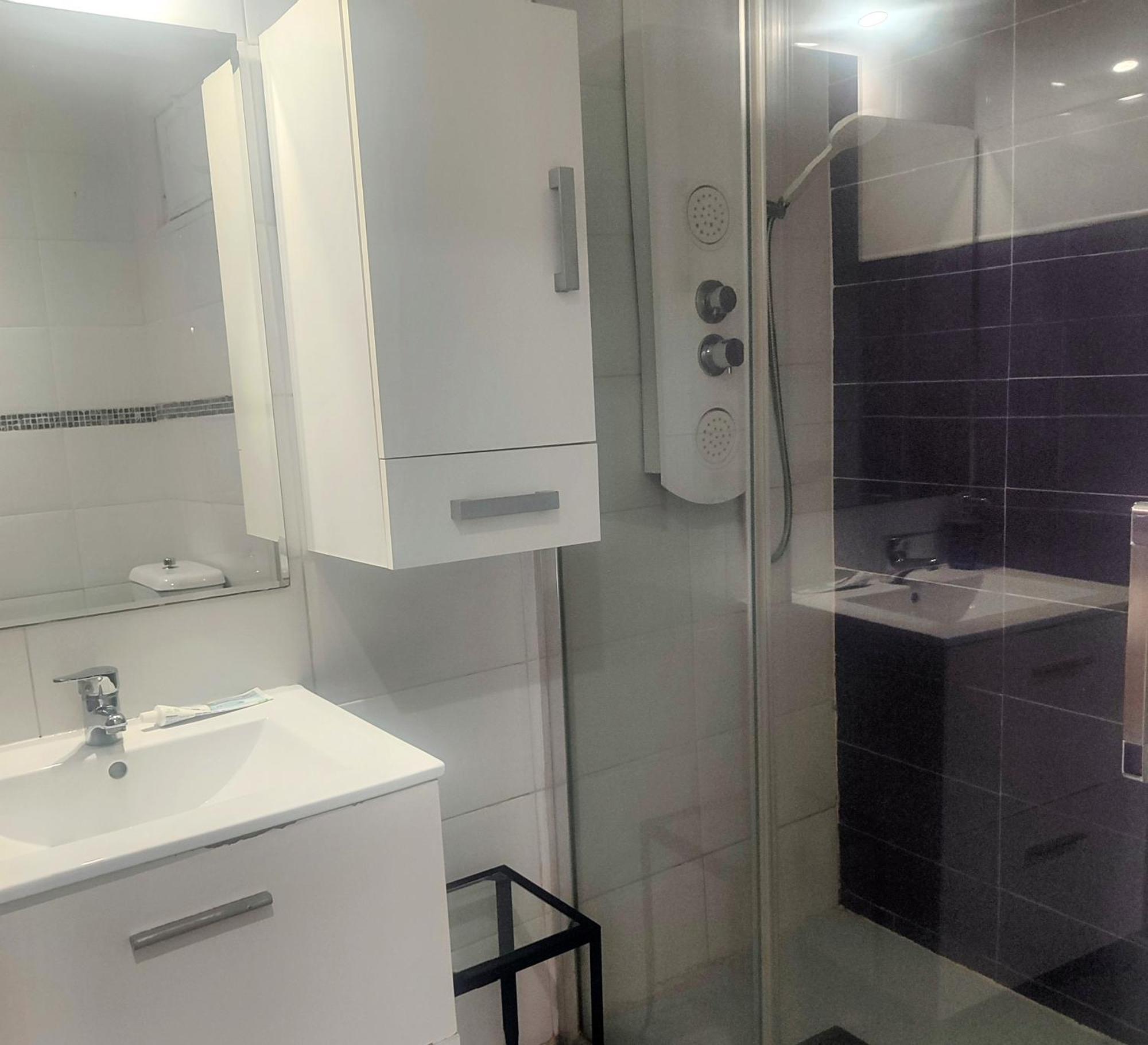 Avenue Rooms Valencia Eksteriør bilde